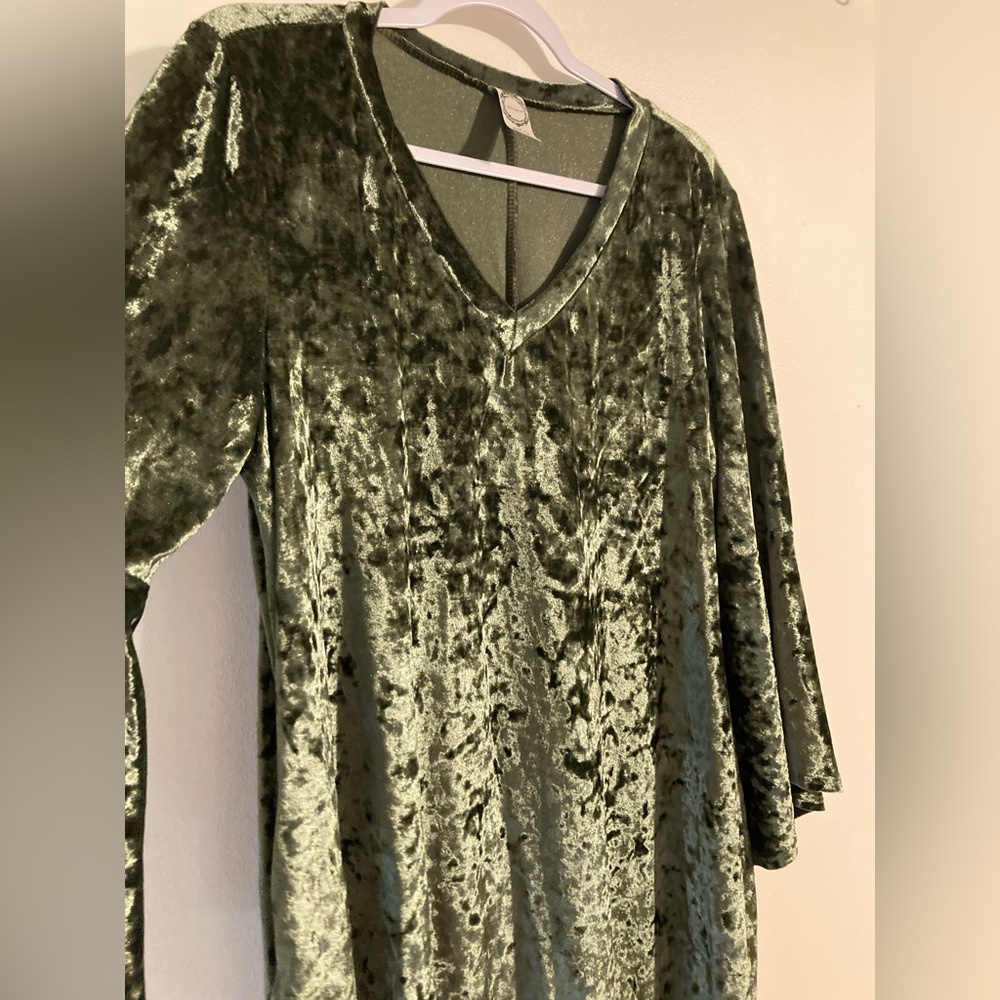 Green velvet bell sleeve dress